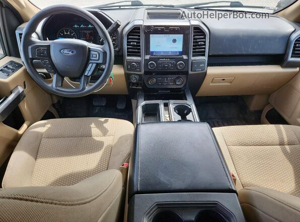 1FTEW1E52LKD61866 2020 FORD F150 Белый Вид панели приборов