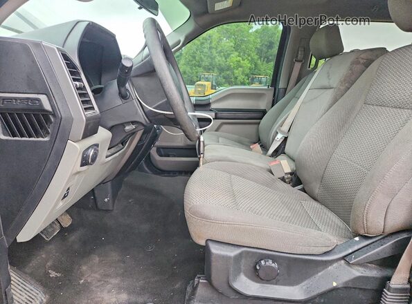1FTEW1E57LFA22979 2020 FORD F150 Blue Widok wnętrza z przodu