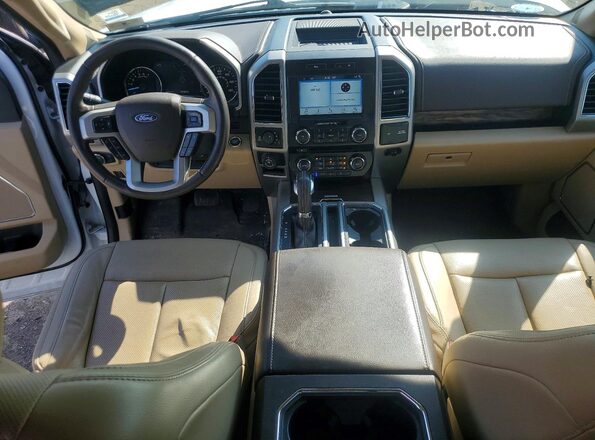 1FTEW1E58JFD02861 2018 FORD F150 Белый Вид панели приборов
