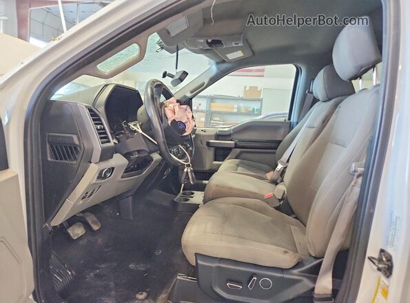1FTEW1E58JKF79081 2018 FORD F150 White Widok wnętrza z przodu