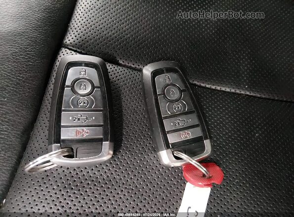 1FTEW1E58KFC46468 2019 FORD F150 Красный Вид панели приборов