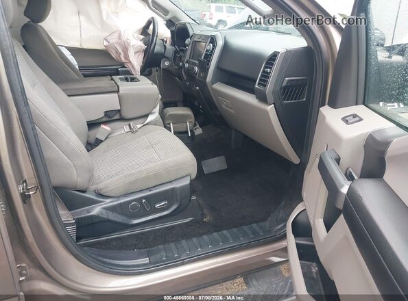 1FTEW1E5XJFB25567 2018 FORD F150 Серый Вид салона спереди