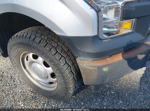 1FTEW1E83HKE26323 2017 FORD F150 Silver Սարքավորումների վահանակի տեսք