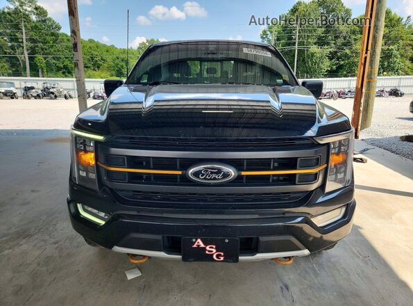1FTEW1E85NFB07090 2022 FORD F150 Black Widok z przodu