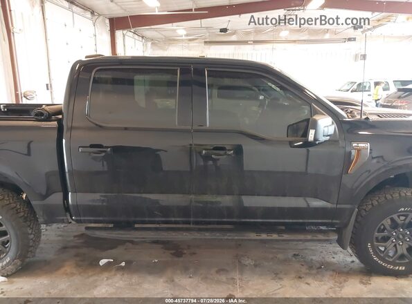 1FTEW1E86NFB08216 2022 FORD F150 Черный Вид задней части салона