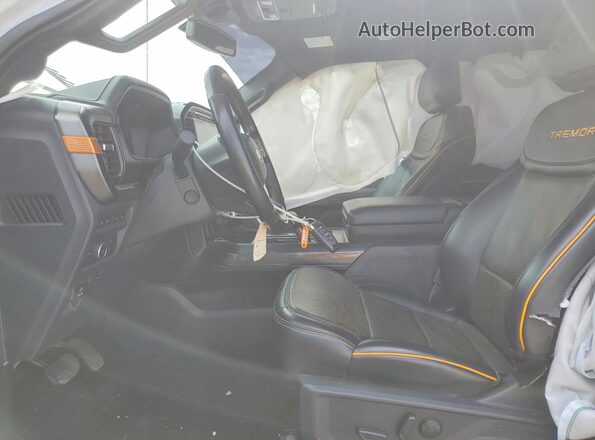 1FTEW1E86NFB89847 2022 FORD F150 White Front interior view