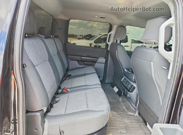 1FTEW1EB0NKE15478 2022 FORD F150 Black Rear seats view