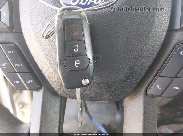 1FTEW1EB1JKE38309 2018 FORD F150 Белый Вид панели приборов