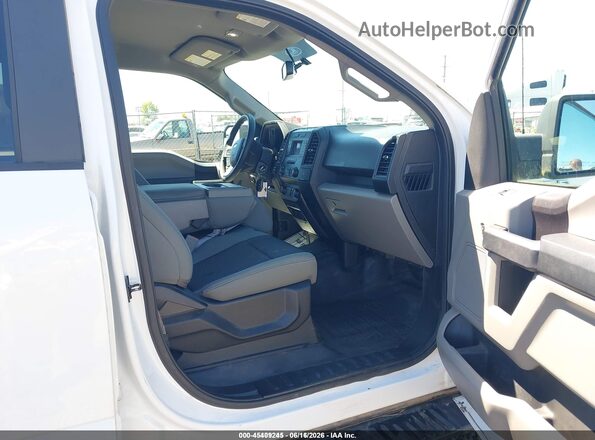 1FTEW1EB2JFD05079 2018 FORD F150 White Front interior view