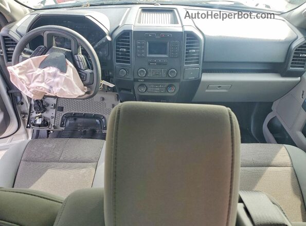 1FTEW1EB5JKF56203 2018 FORD F150 Silver Dashboard view