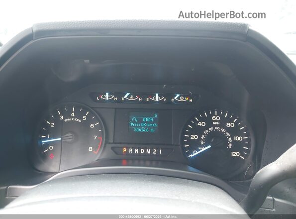 1FTEW1EB7JFD04994 2018 FORD F150 Silver Widok tylnych siedzeń