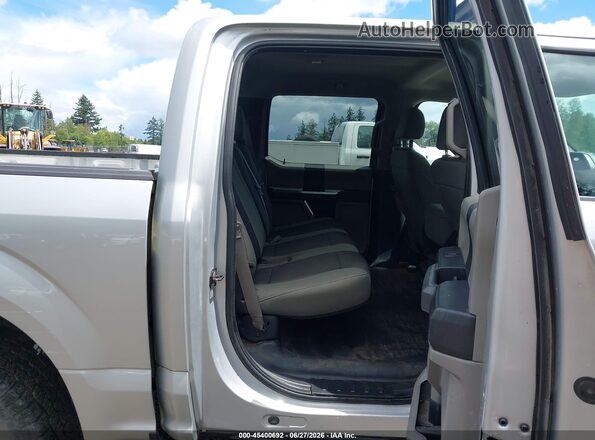 1FTEW1EB7JFD04994 2018 FORD F150 Silver Widok naklejki z numerem VIN
