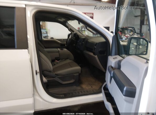 1FTEW1EBXJFD04987 2018 FORD F150 White წინა სალონის ხედი