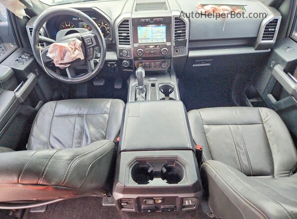 1FTEW1EF1HFA19463 2017 FORD F150 Silver Widok deski rozdzielczej