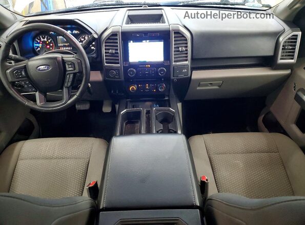 1FTEW1EF7GFD49249 2016 FORD F150 Silver Widok deski rozdzielczej