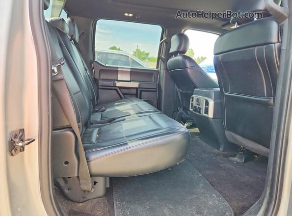 1FTEW1EG1HKC12132 2017 FORD F150 Silver Вид задніх сидінь