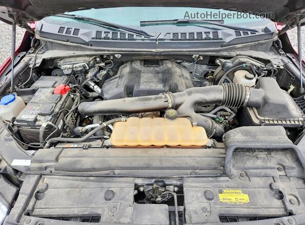 1FTEW1EG1JKC31740 2018 FORD F150 Red Widok wnętrza z tyłu