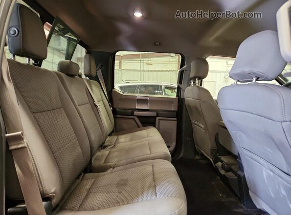 1FTEW1EG2HKC02855 2017 FORD F150 Красный Вид задних сидений
