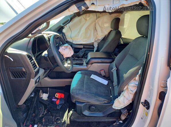 1FTEW1EG3GFA73256 2016 FORD F150 White Widok wnętrza z przodu