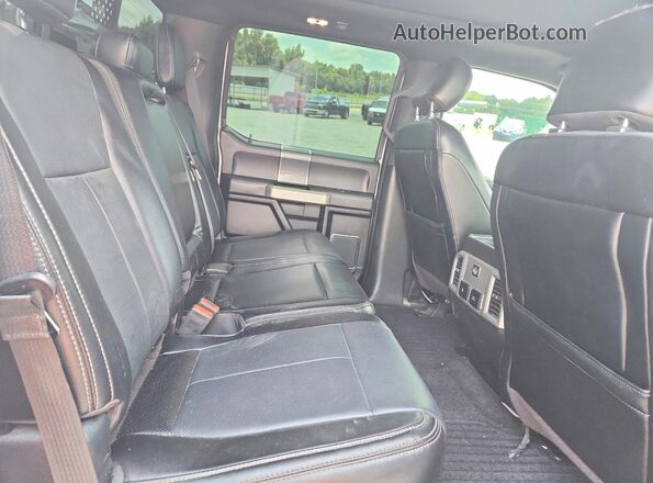 1FTEW1EG6JKC20927 2018 FORD F150 White Vista de los asientos traseros
