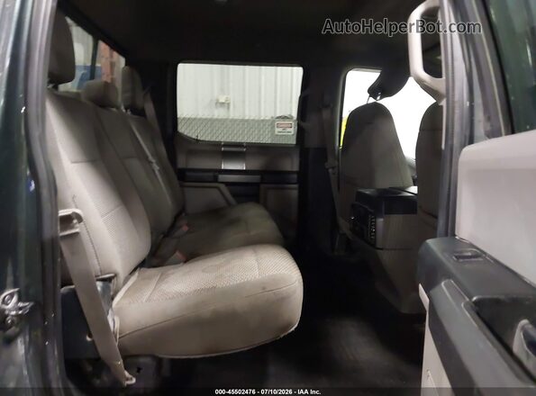 1FTEW1EG7JKC63270 2018 FORD F150 Gray VIN կոդի պիտակի տեսք