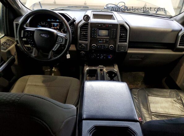 1FTEW1EG8JFC17603 2018 FORD F150 Белый Вид панели приборов