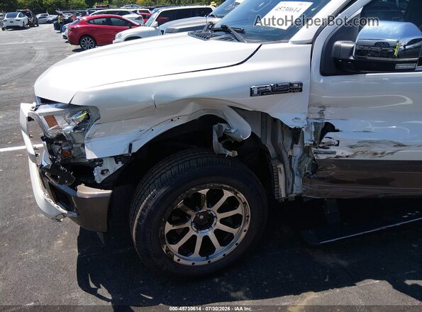 1FTEW1EGXHFC45493 2017 FORD F150 White Widok z przodu