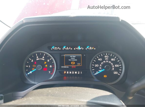 1FTEW1EP0HFB31485 2017 FORD F150 Red Widok tylnych siedzeń