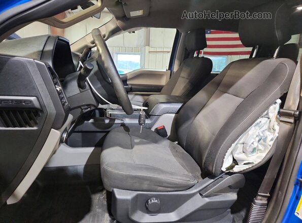 1FTEW1EP0HFC27696 2017 FORD F150 Синий Вид салона спереди