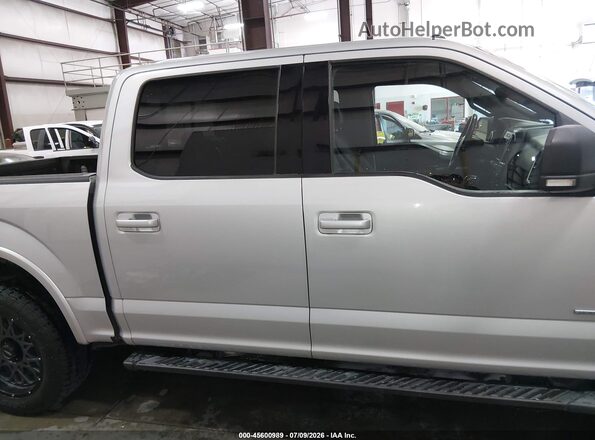 1FTEW1EP1HKC44580 2017 FORD F150 Silver Սալոնի հետևի տեսք