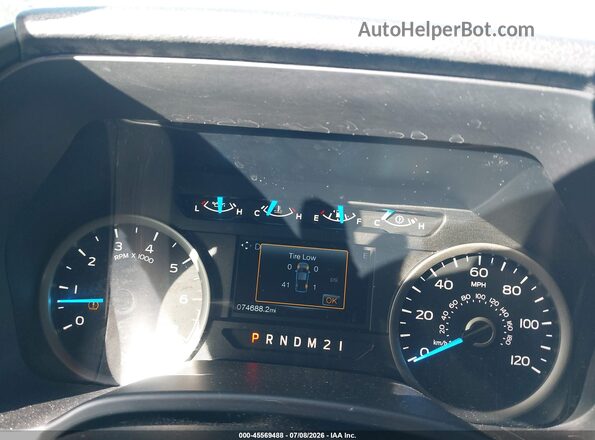 1FTEW1EP2HFC49005 2017 FORD F150 Gray Հետևի նստատեղերի տեսք