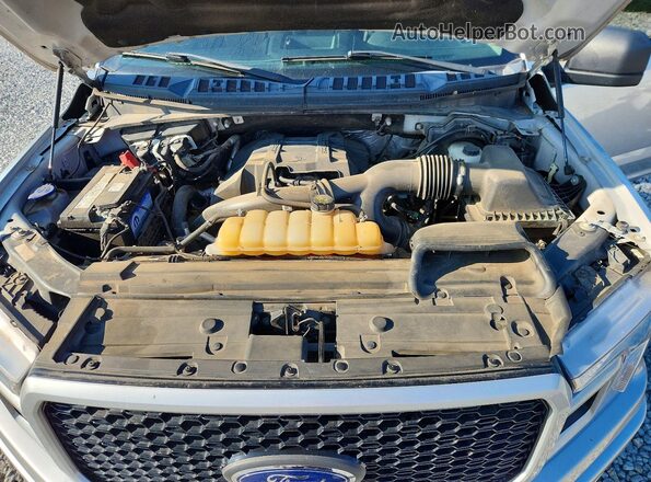 1FTEW1EP2JFB93735 2018 FORD F150 Серебряный Вид задней части салона