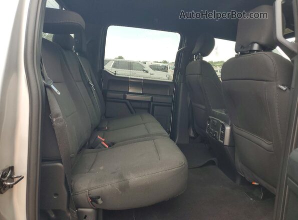 1FTEW1EP3KFA13180 2019 FORD F150 Silver Widok tylnych siedzeń