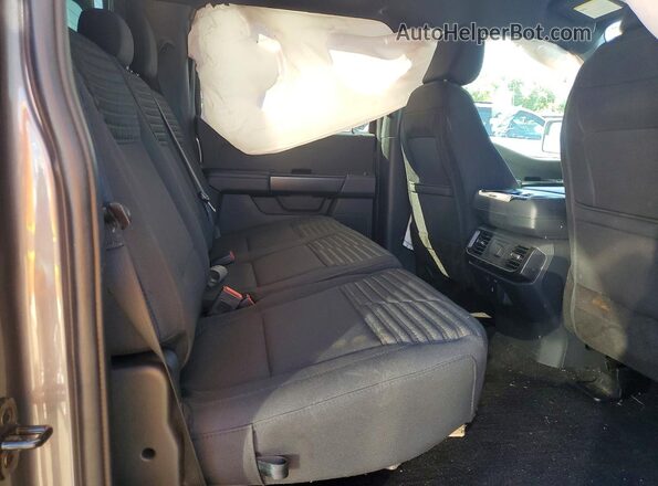 1FTEW1EP4NKD36116 2022 FORD F150 Gray Widok tylnych siedzeń