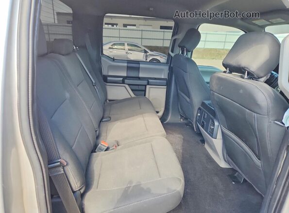 1FTEW1EP5KFC46414 2019 FORD F150 Silver Vista de los asientos traseros