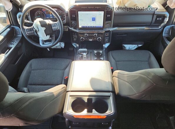 1FTEW1EP5PFB09402 2023 FORD F150 Silver Vista del salpicadero