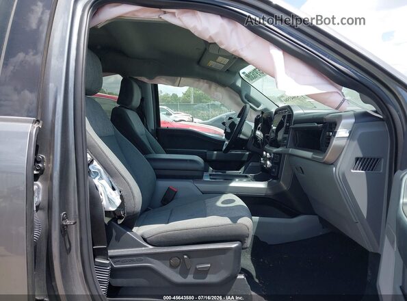 1FTEW1EP5PFC72745 2023 FORD F150 Gray Widok wnętrza z przodu
