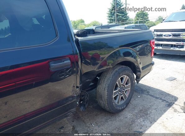 1FTEW1EP5PKF55041 2023 FORD F150 Black Widok z przodu
