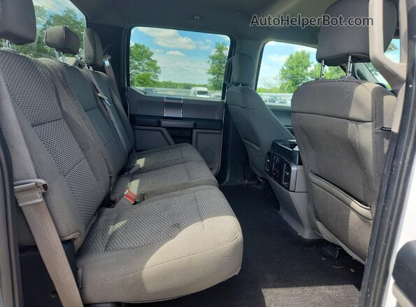 1FTEW1EP7JFB42702 2018 FORD F150 White Vista de los asientos traseros