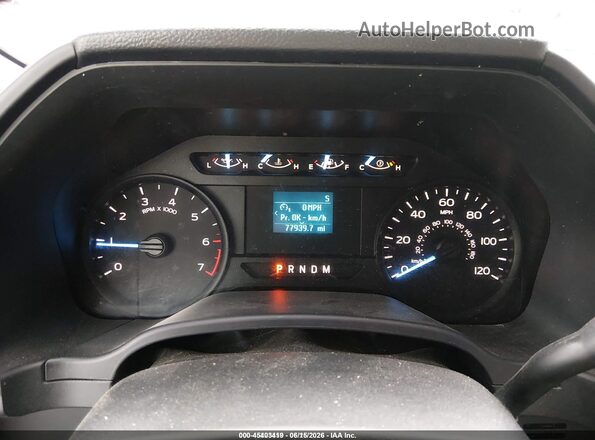 1FTEW1EP7LKE13333 2020 FORD F150 Gray Widok tylnych siedzeń