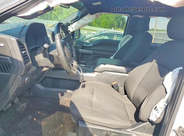 1FTEW1EP8KFC07073 2019 FORD F150 White Widok wnętrza z przodu