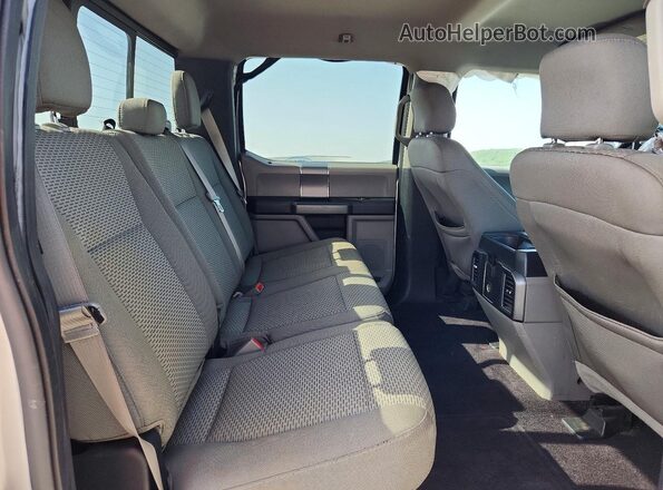 1FTEW1EP9GFC78743 2016 FORD F150 Серебряный Вид задних сидений