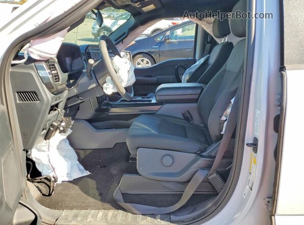 1FTEW2LP0SKE40560 2025 FORD F150 Белый Вид салона спереди