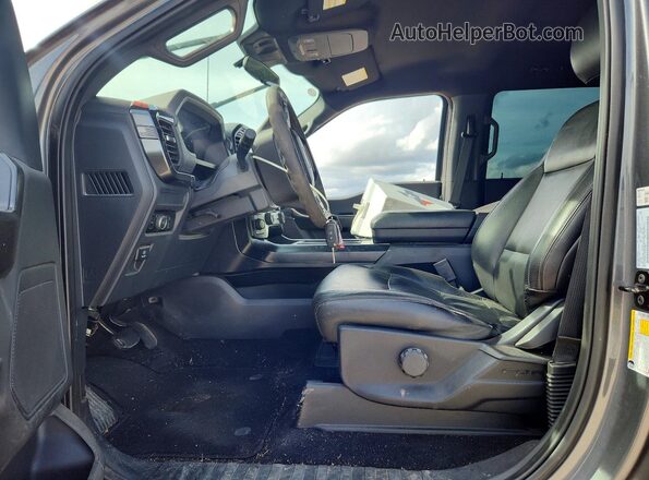 1FTEW2LP1RKE69950 2024 FORD F150 Gray Vista interior delantera