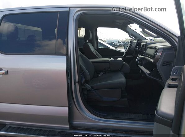 1FTEW3K89SKE77963 2025 FORD F150 Silver წინა სალონის ხედი