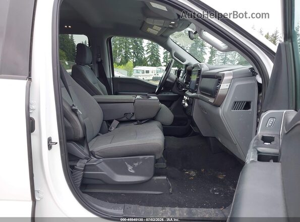 1FTEW3KP0SKE14452 2025 FORD F150 White Widok wnętrza z przodu