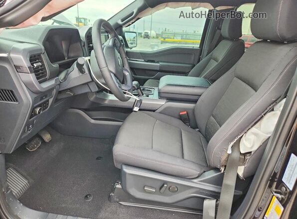 1FTEW3LP2TKD31833 2026 FORD F150 Black Սալոնի դիմացի տեսք