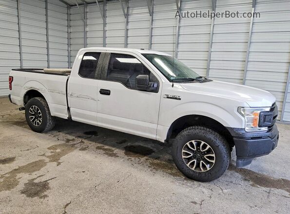 1FTEX1C52JKE97363 2018 FORD F150 Белый Передняя правая четверть
