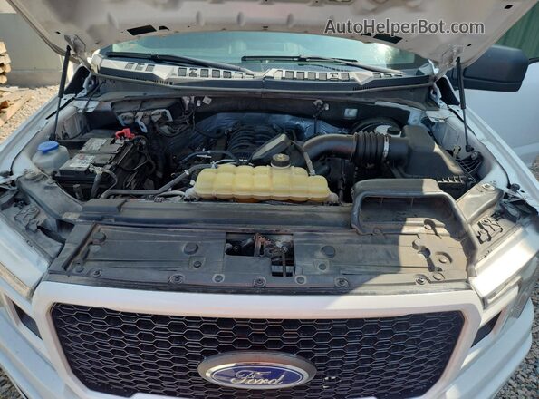 1FTEX1C53KKF31909 2019 FORD F150 White Rear interior view