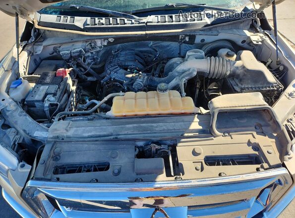 1FTEX1C82HKC80626 2017 FORD F150 Золотой Вид задней части салона